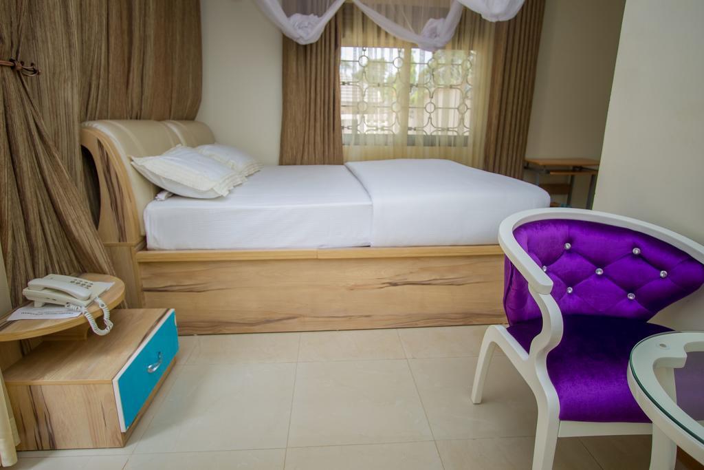 Alfa Hotel Munyonyo Kampala Exterior photo
